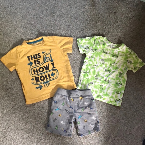 GYMBOREE Boys 3T Tee Shirts & Shorts EUC - Picture 5 of 5